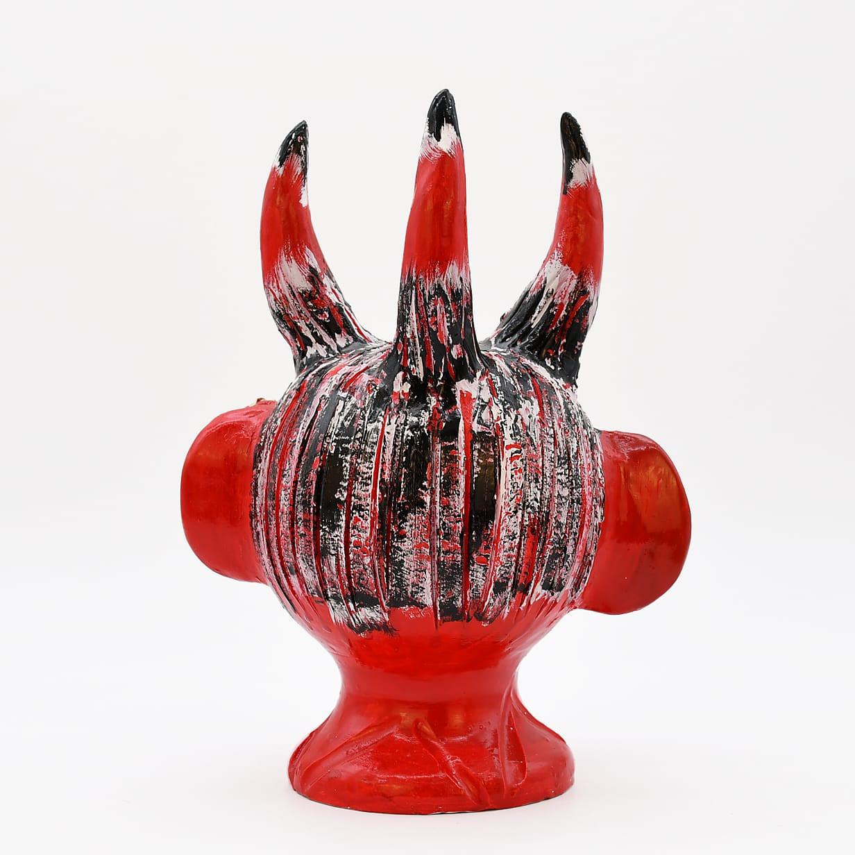 luisa-paix-o-cabe-a-de-diabo-30cm-sculpture-rouge-pi-ce-unique image 5