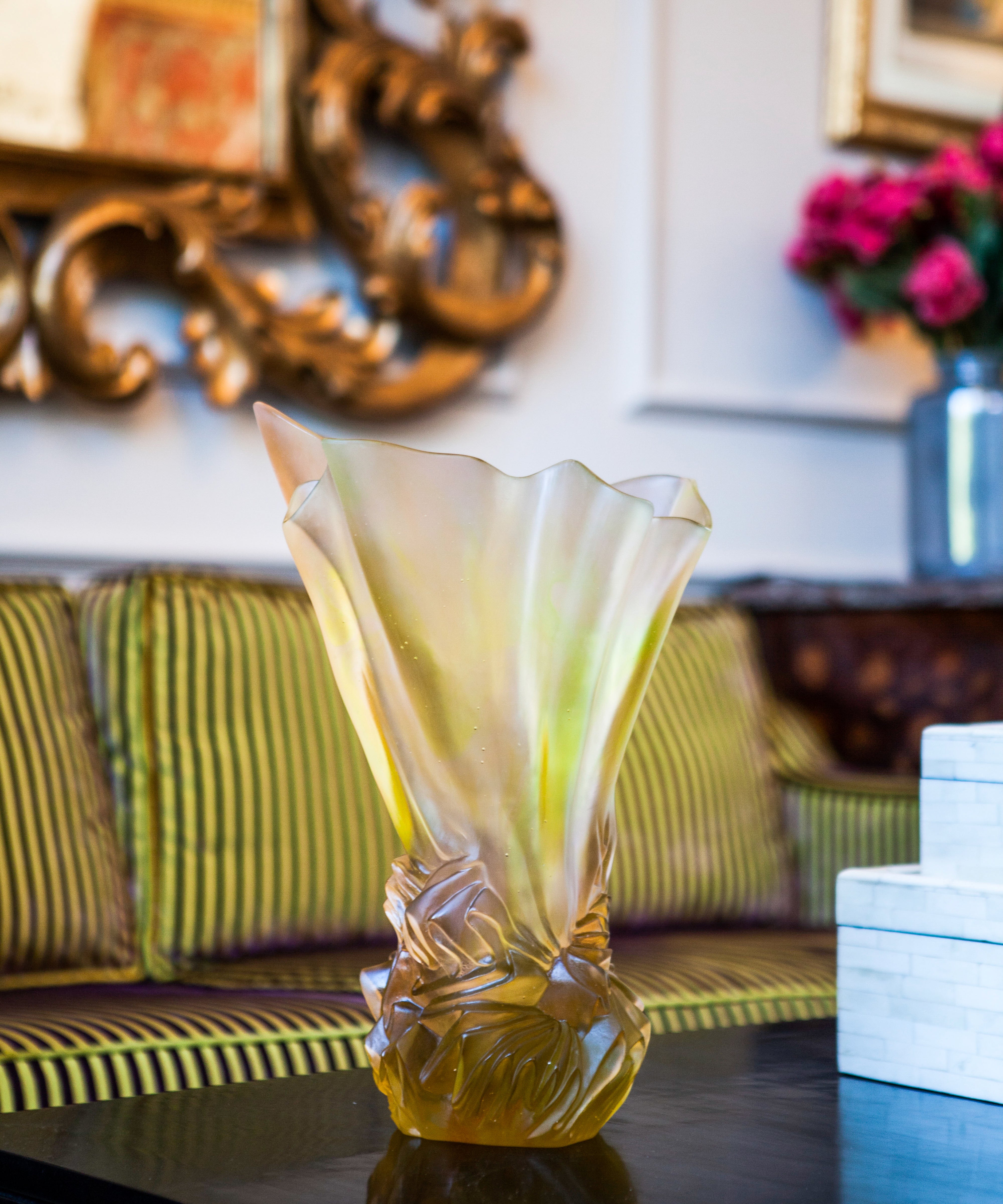 daum-univers-v-g-tal-croisi-re-vase-grand-mod-le-rose-vert image 3