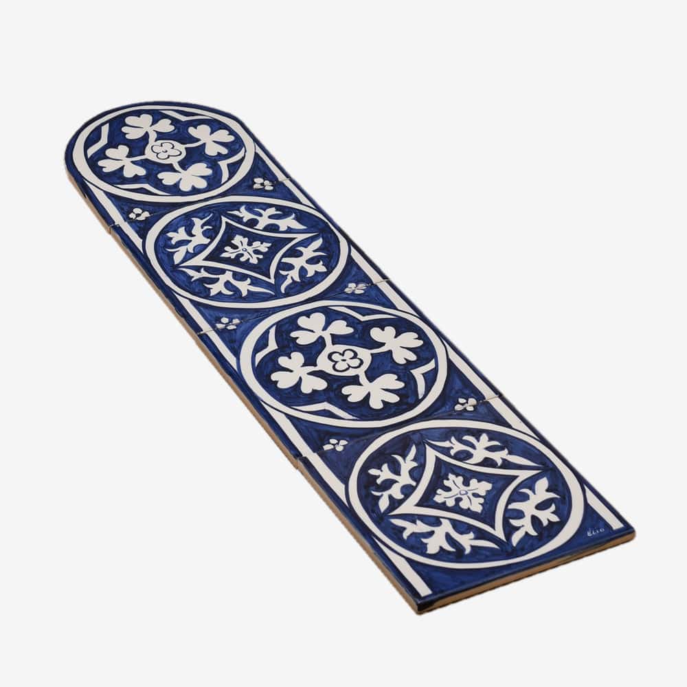 luisa-paix-o-azulejos-panneau-56x14cm-4-carreaux-peints-main image 3