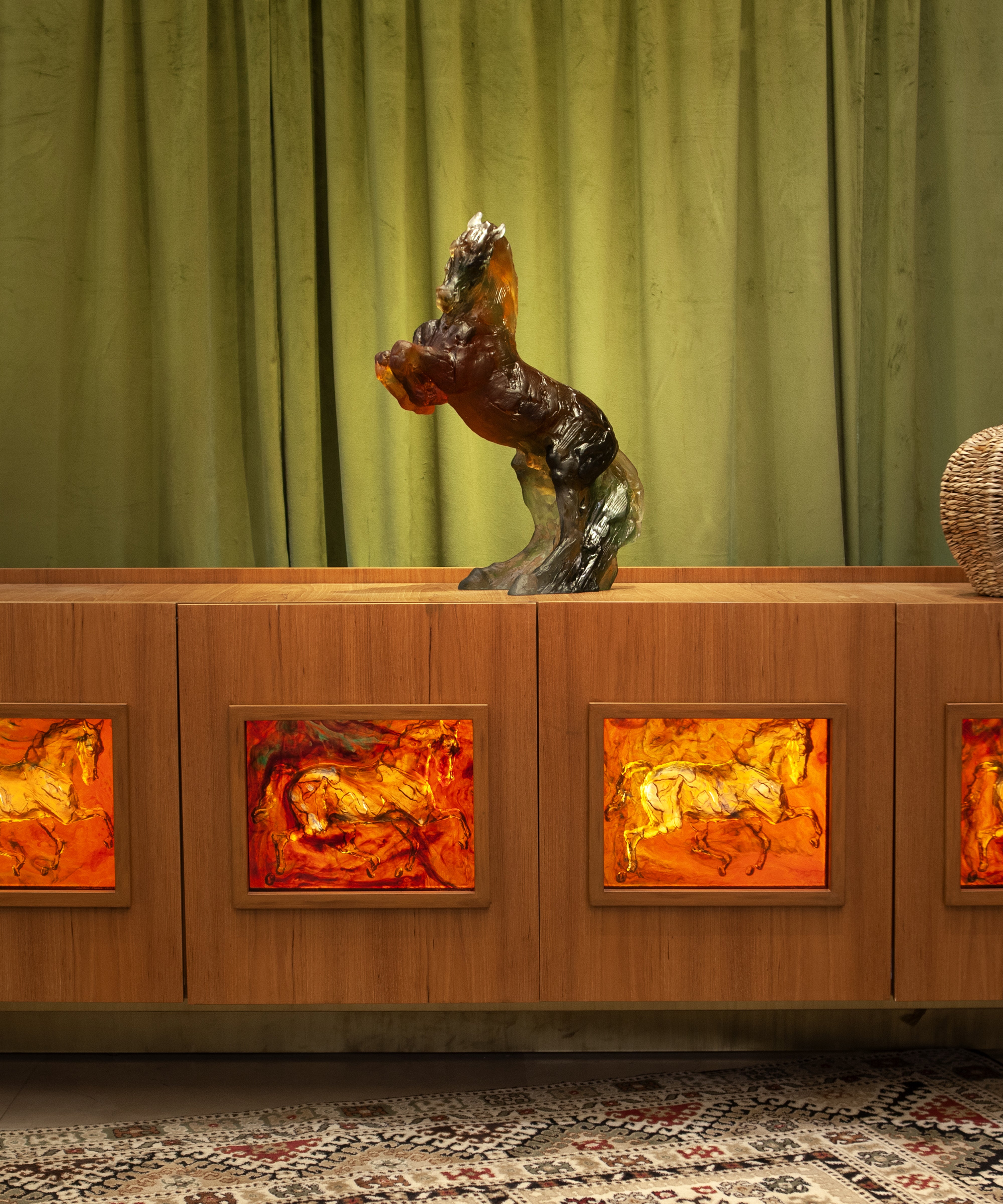 daum-art-cristal-balthazar-ambre-gris-sculpture-animale-sauvat image 3