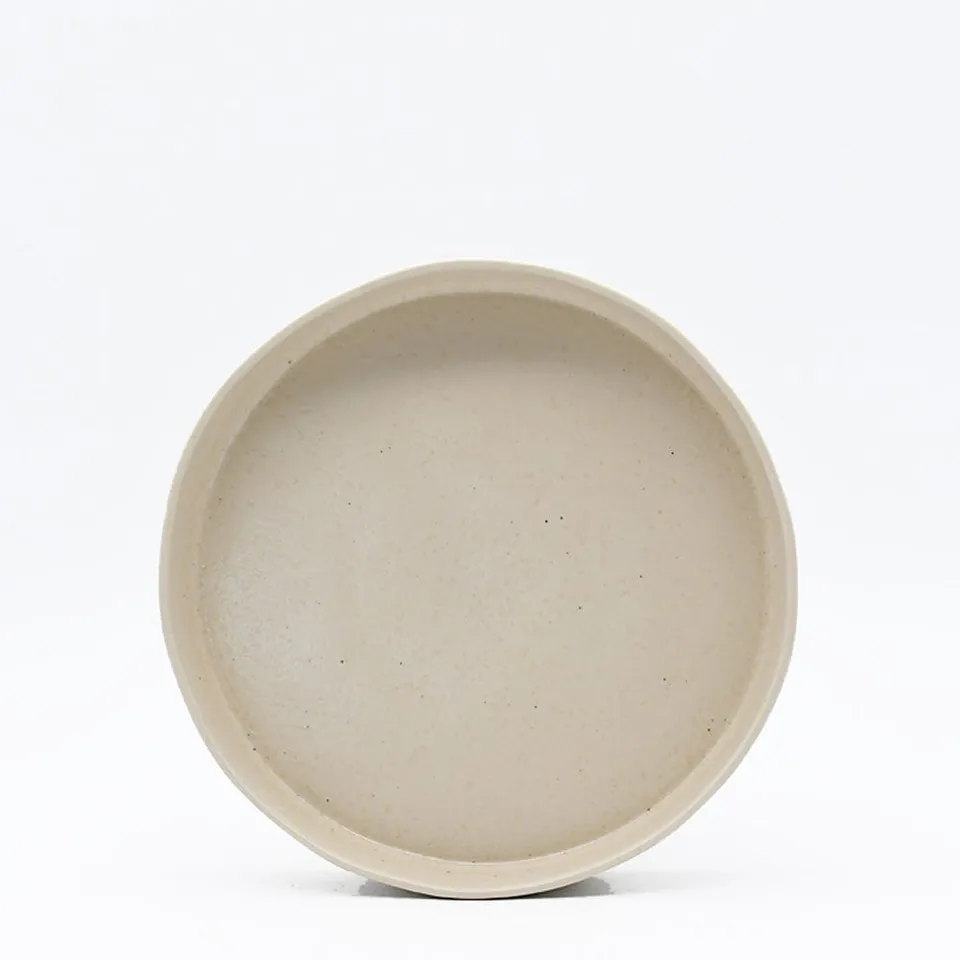luisa-paix-o-lagoa-assiette-en-gr-s-beige-24-cm image 1