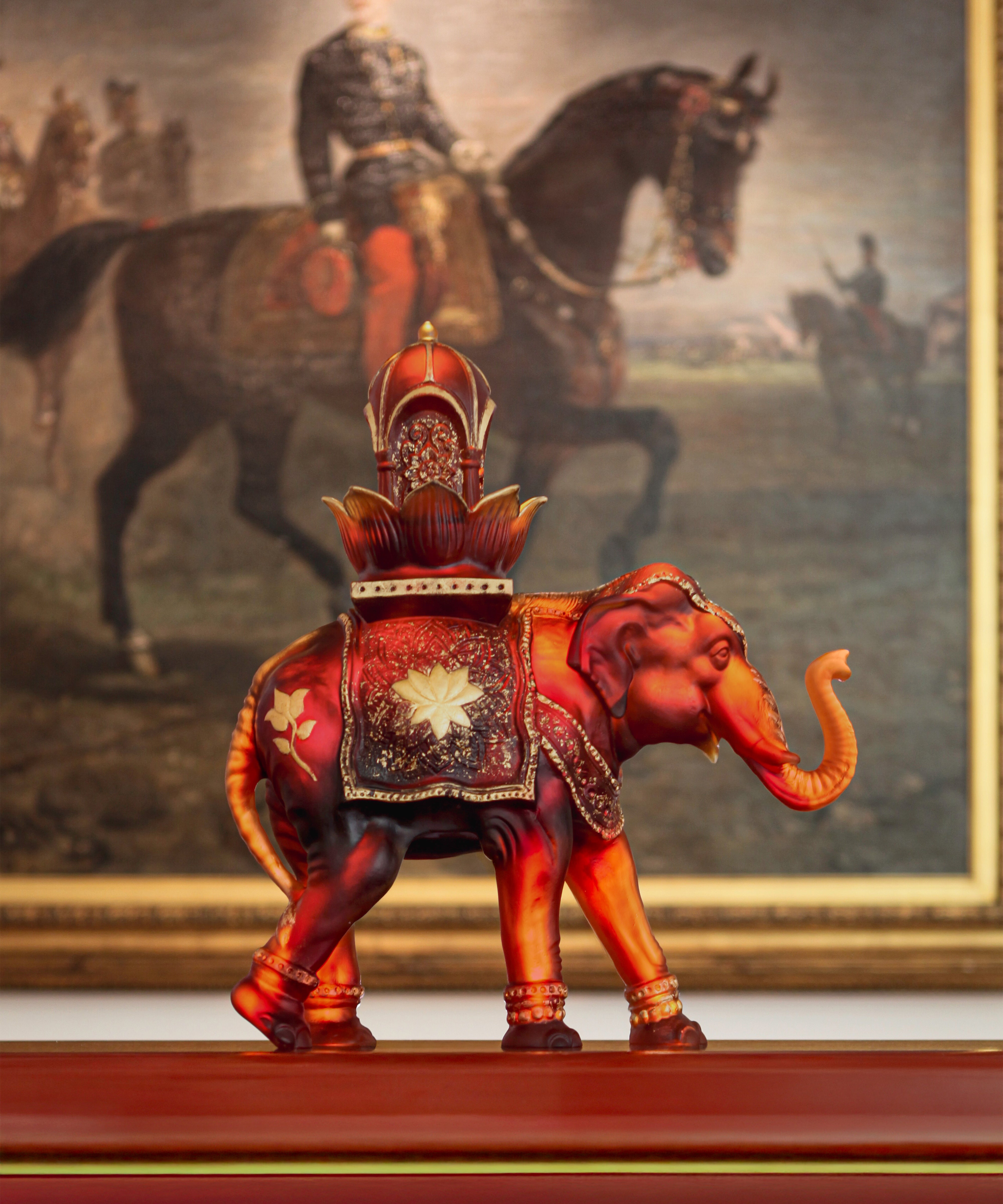 daum-univers-animalier-l-phant-shalmara-ambre-25-ex-feuille-d-or image 4