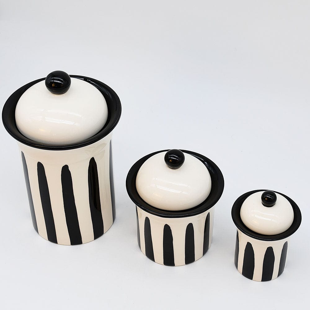 luisa-paix-o-costa-nova-mar-bo-te-cuisine-c-ramique-noire-12-cm-fait-main image 2