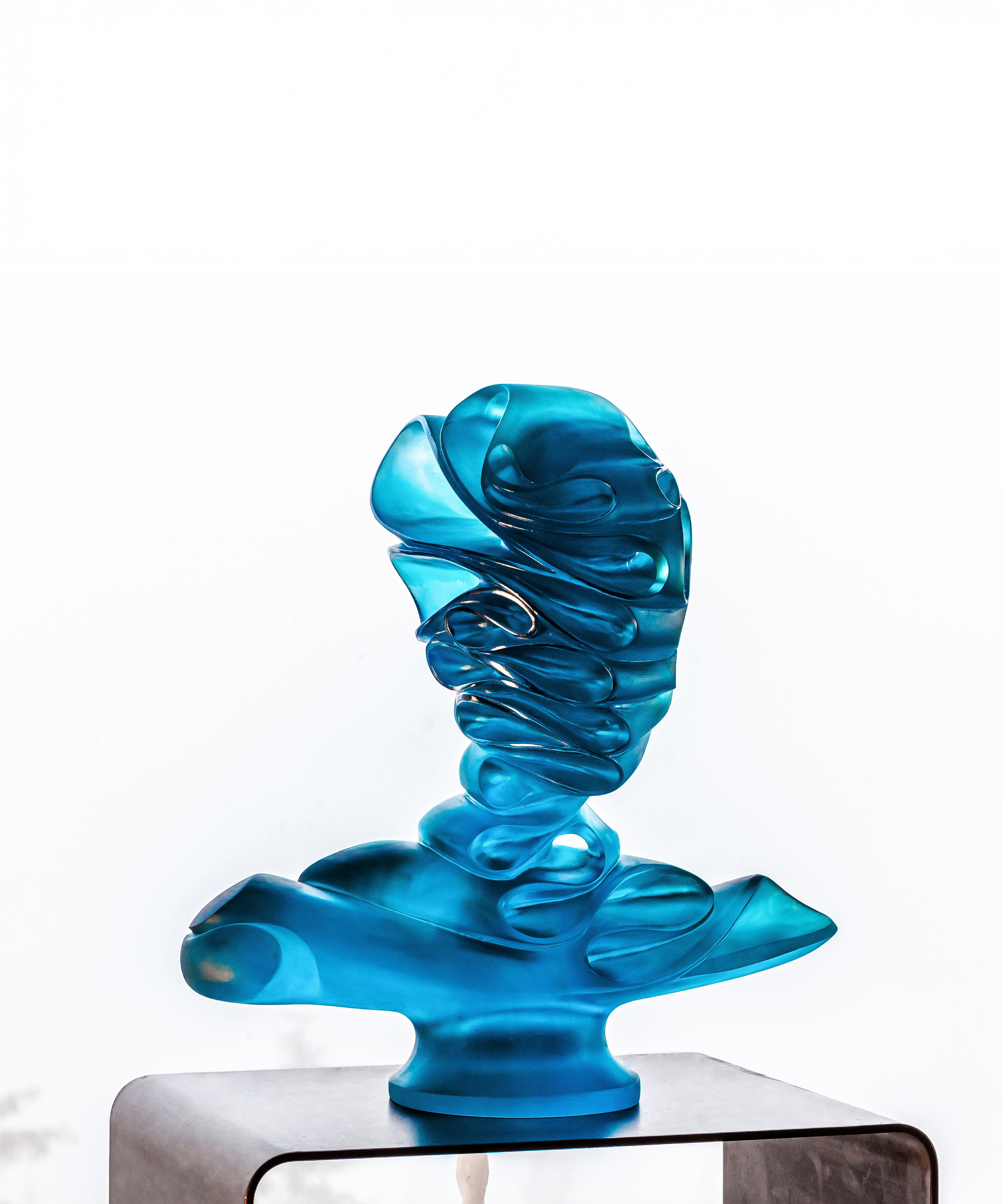 daum-art-cristal-masque-de-verre-bleu-jean-faucheur-sculpture-275-ex image 4