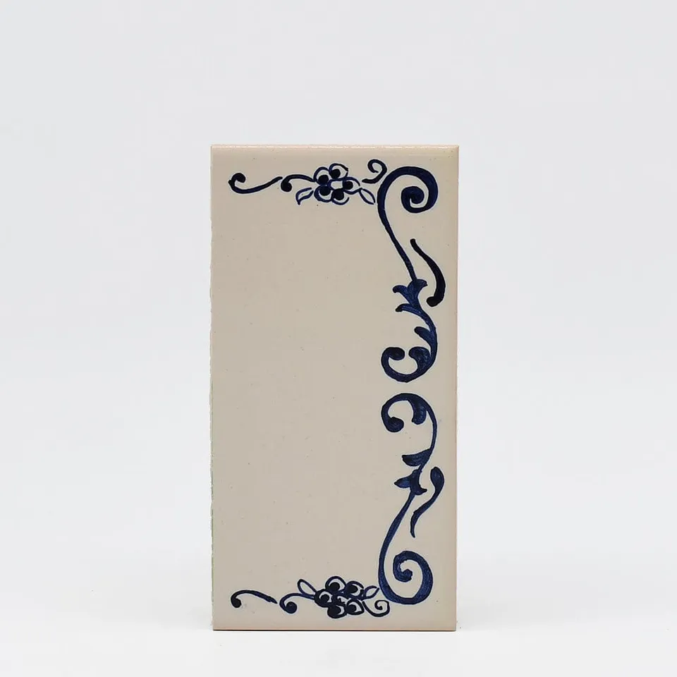 luisa-paix-o-azulejos-num-ro-de-rue-bordure-carreau-15x7-5-cm image 1
