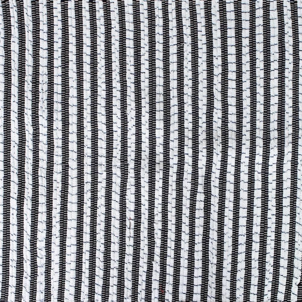 luisa-paix-o-tapis-coton-300x50-cm-noir-et-blanc-frang image 1