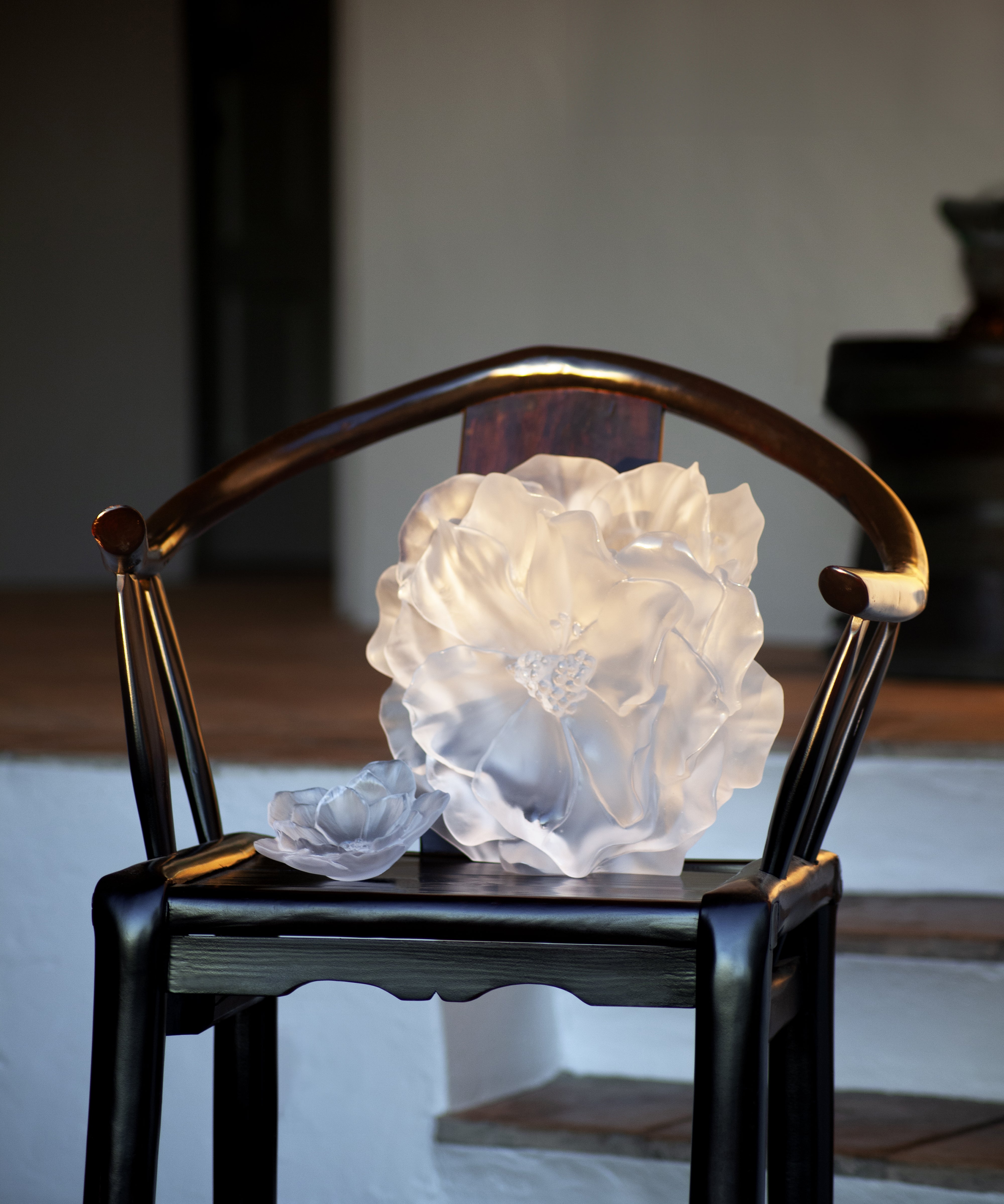 daum-camelia-coupe-petit-mod-le-blanche-cristal image 2