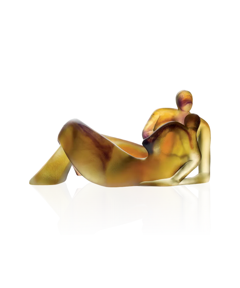daum-art-cristal-lune-de-miel-sculpture-femme-ambre-rose-mondon image 1