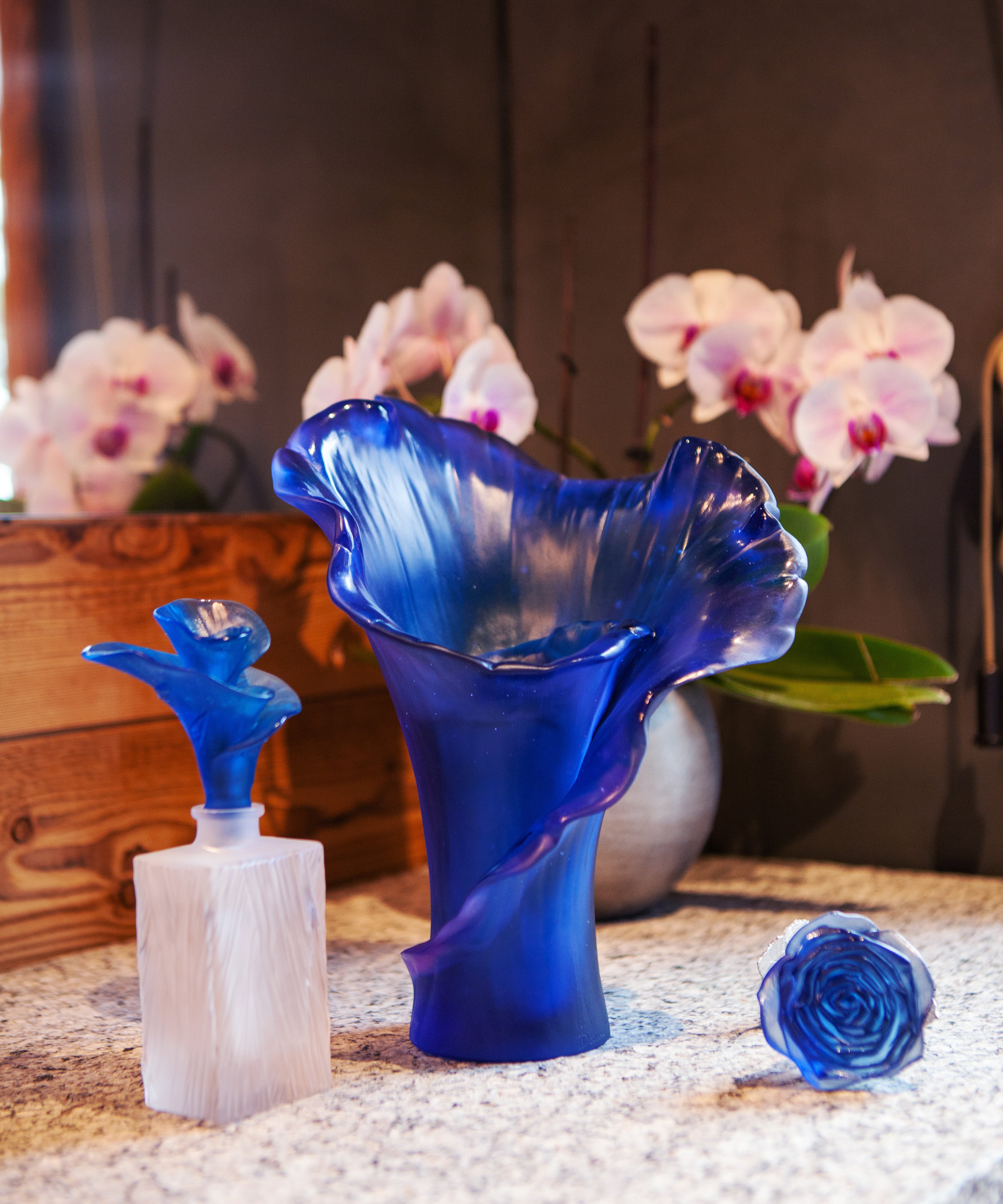 daum-univers-v-g-tal-arum-vase-moyen-bleu-nuit-cristal image 4