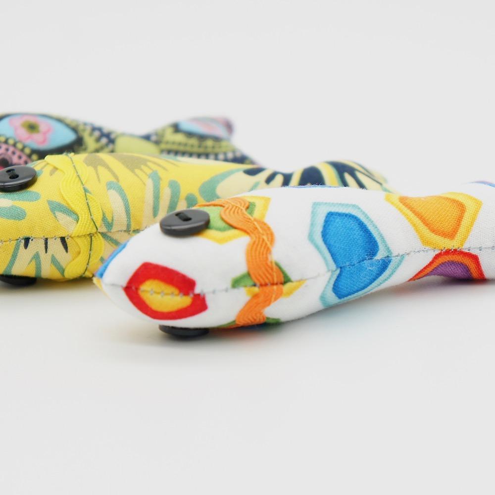 luisa-paix-o-sardinha-magnet-sardine-tissu-blanc-12-cm image 3
