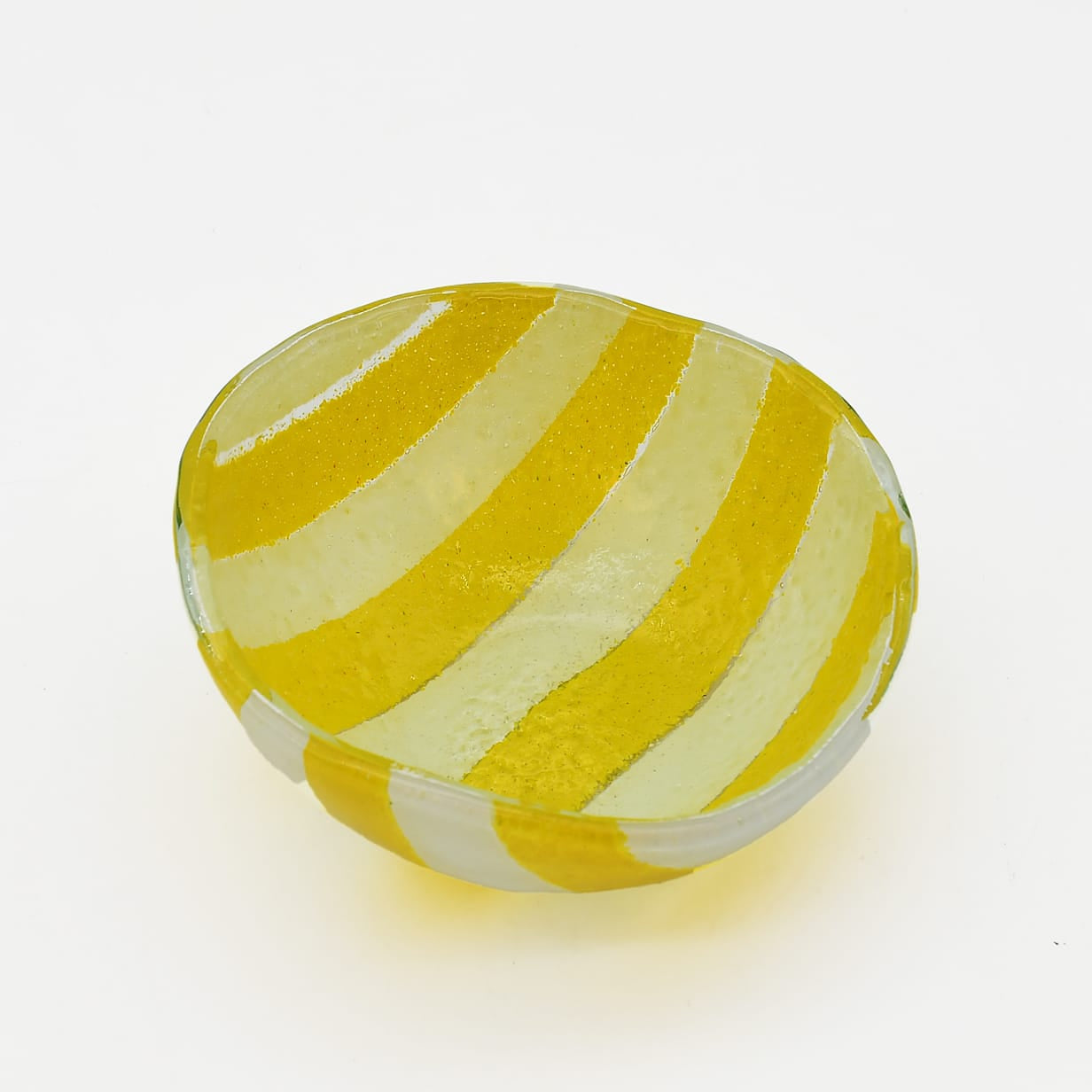 luisa-paix-o-marinha-grande-saladier-verre-jaune-13-cm-artisanal image 4