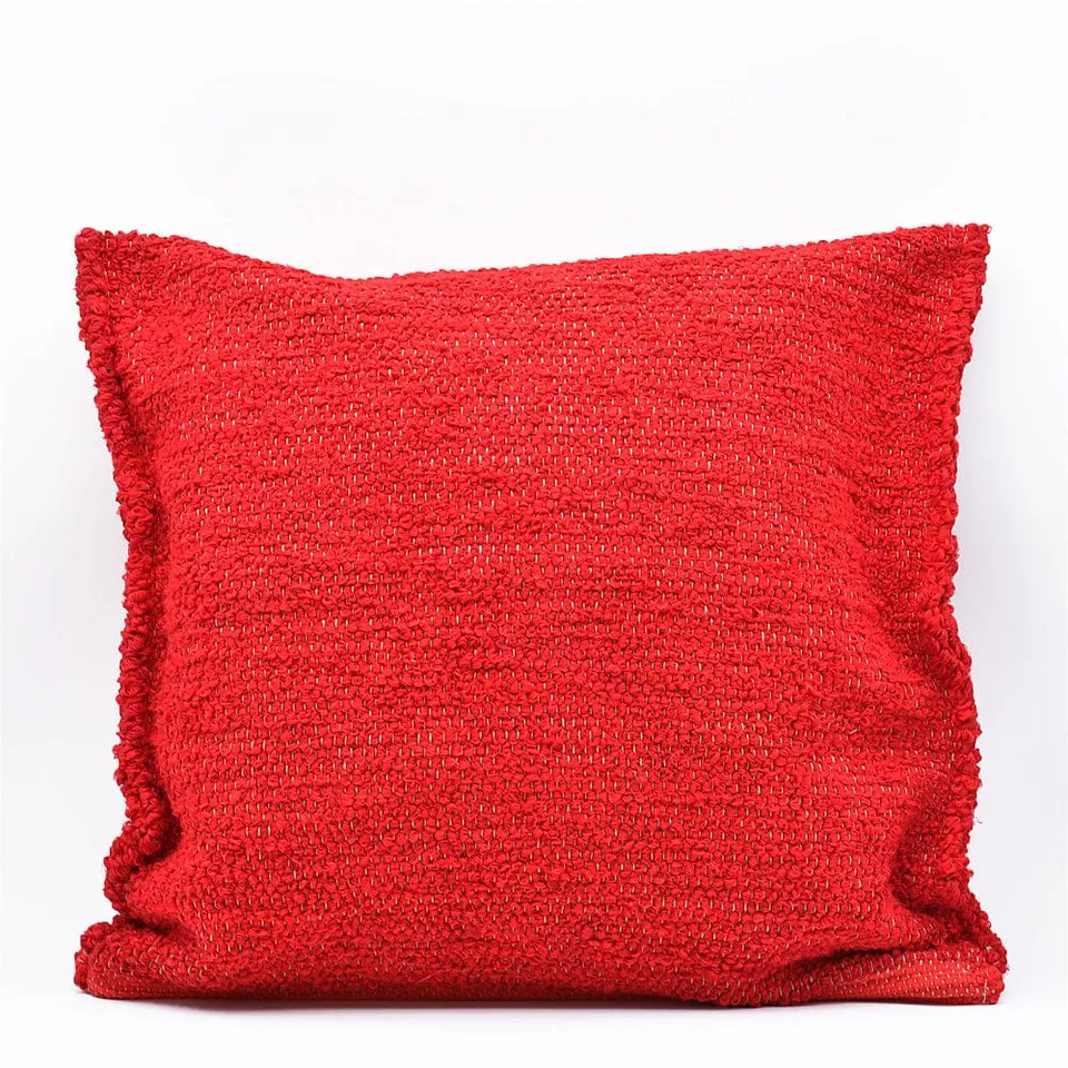 luisa-paix-o-housse-de-coussin-60x60-rouge-fibres-naturelles image 1