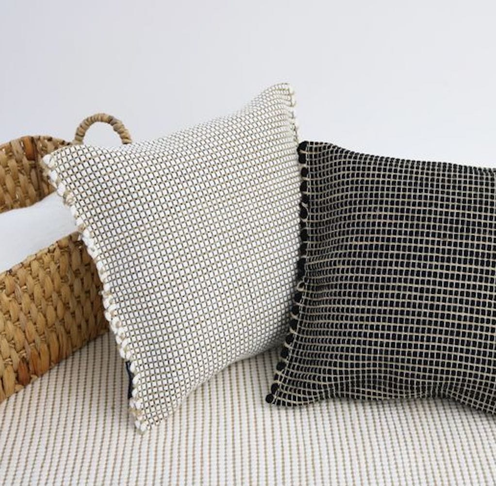 luisa-paix-o-oyama-housse-de-coussin-40x40-coton-beige image 4