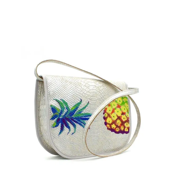 luisa-paix-o-accessoires-du-portugal-sac-pochette-argent image 1