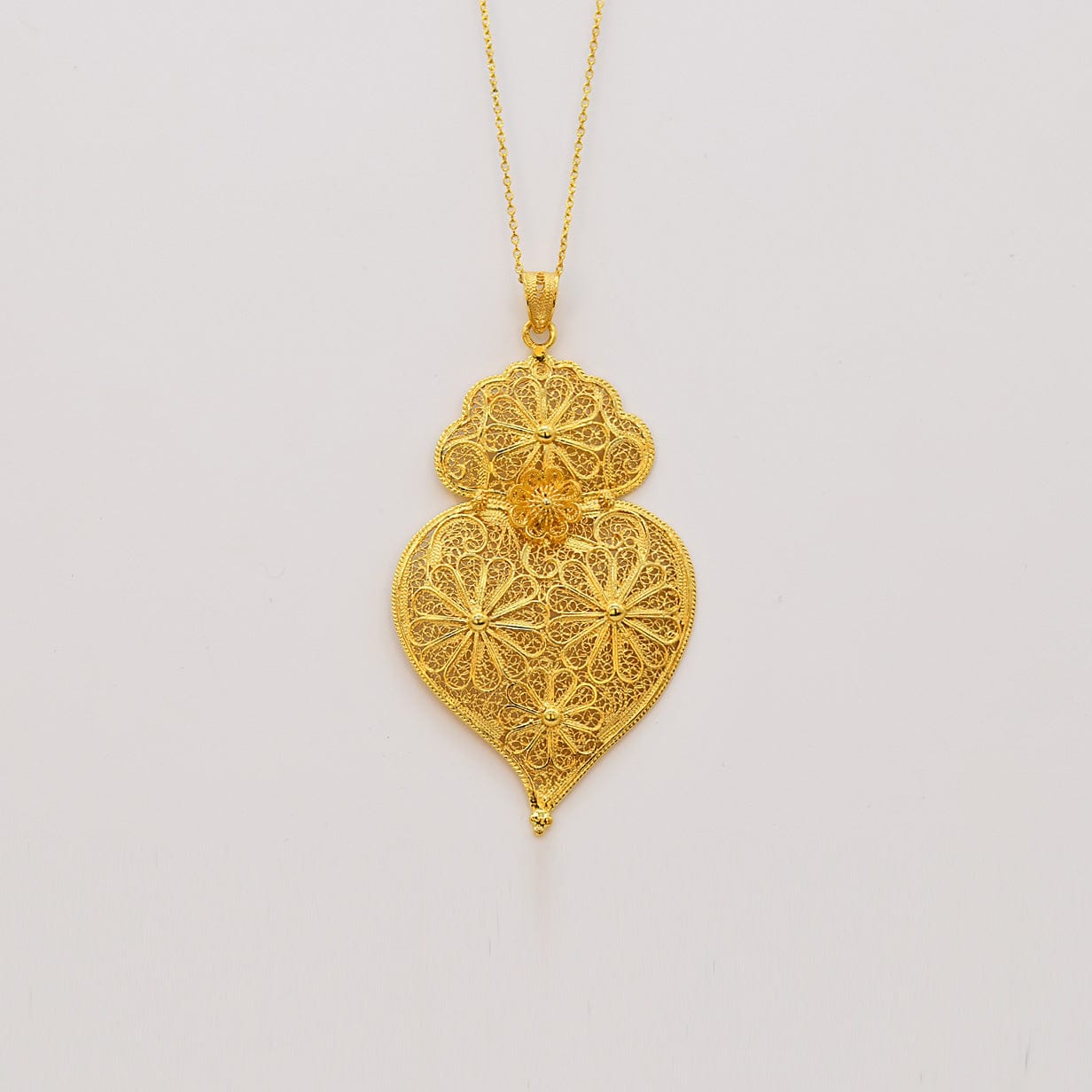 luisa-paix-o-cora-o-de-viana-pendentif-argent-dor-8-cm image 1