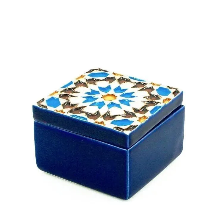 luisa-paix-o-azulejo-bo-te-en-c-ramique-peinte-main-7-cm image 1