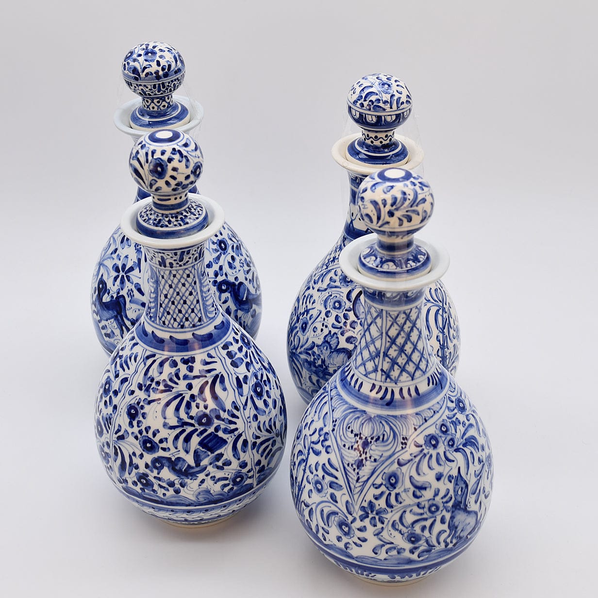 luisa-paix-o-vaisselle-portugaise-carafe-c-ramique-coimbra-bleue-29cm image 7