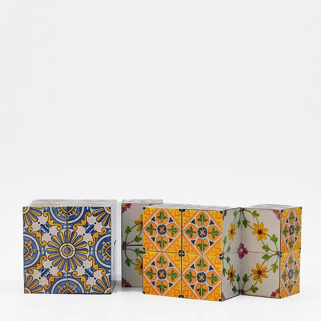 luisa-paix-o-cube-magique-azulejos-jeu-articul-7-cm image 1