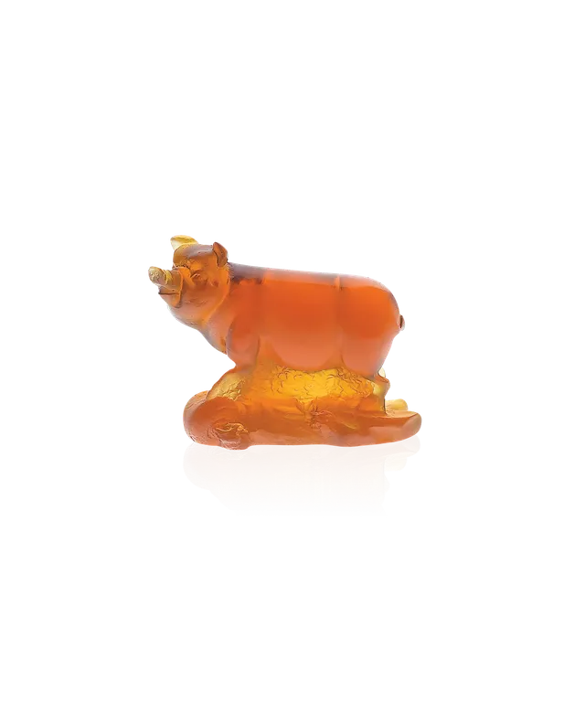 daum-univers-animalier-cochon-horoscope-sculpture-ambre image 1