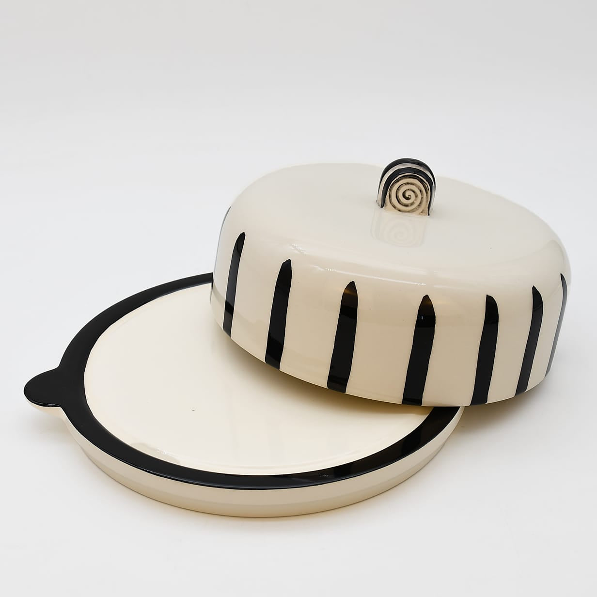 luisa-paix-o-costa-nova-mar-plateau-fromage-cloche-noir-24cm image 3