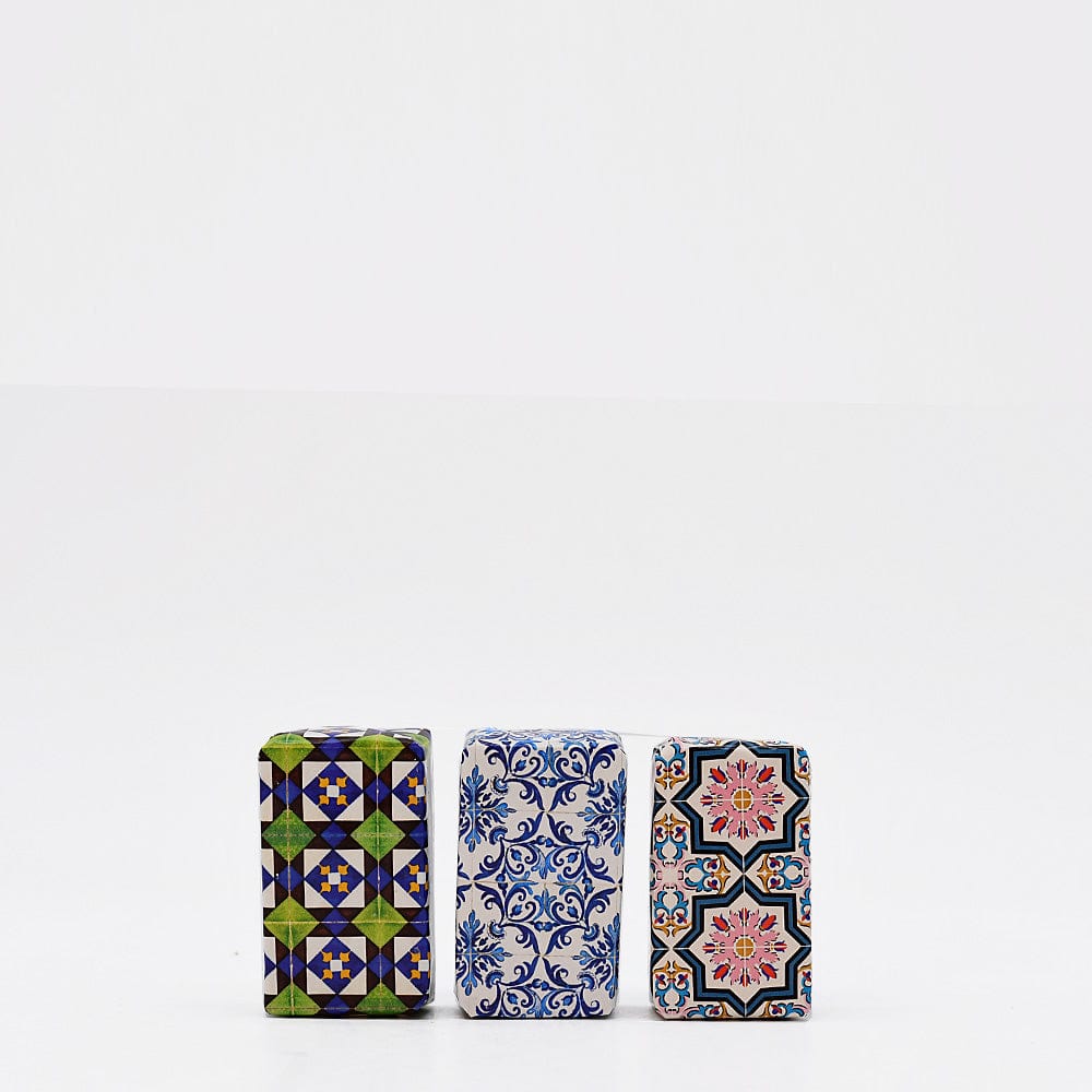 luisa-paix-o-savon-huile-d-olive-lot-3-mini-savonnettes image 1