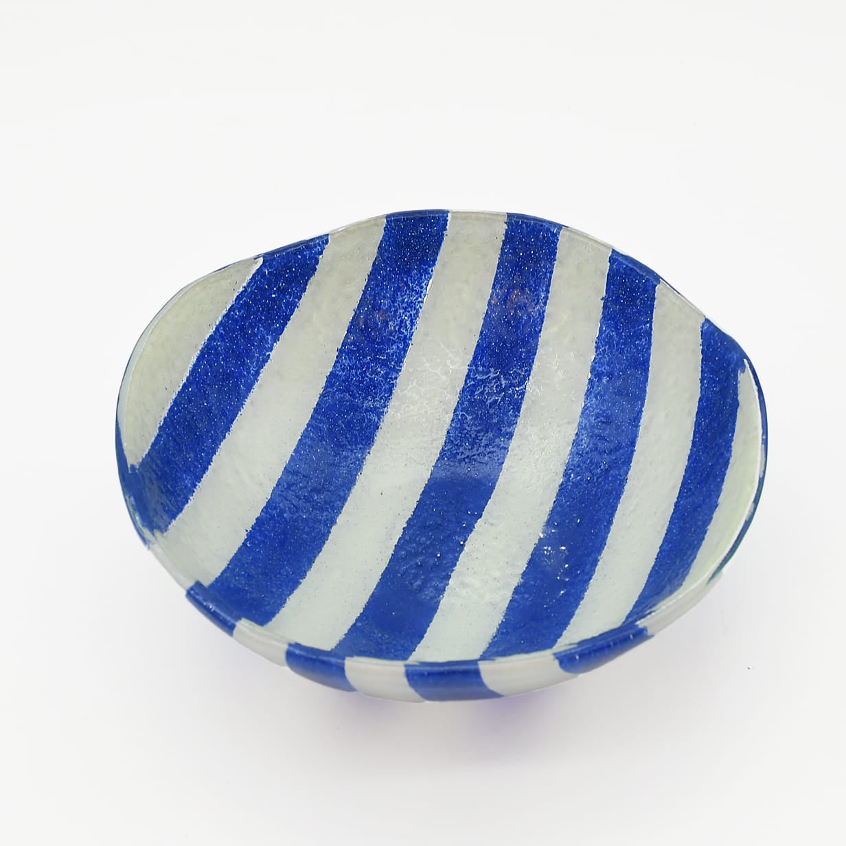 luisa-paix-o-marinha-grande-saladier-en-verre-bleu-20-cm image 4