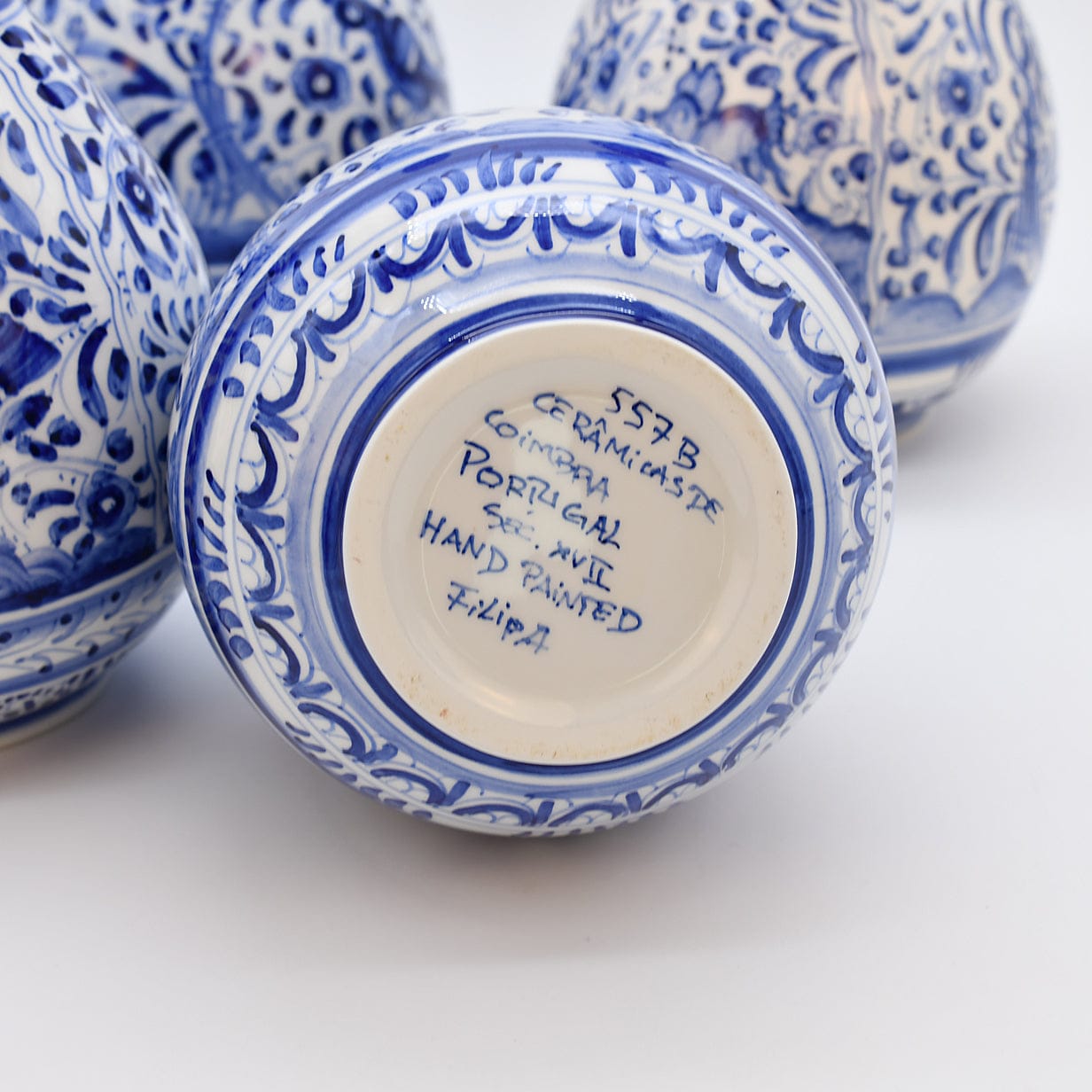 luisa-paix-o-vaisselle-portugaise-carafe-c-ramique-coimbra-bleue-29cm image 8
