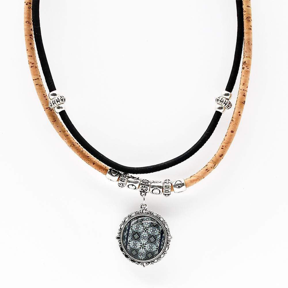 luisa-paix-o-azulejo-collier-li-ge-pendentif-gris-bleu-45-cm image 1
