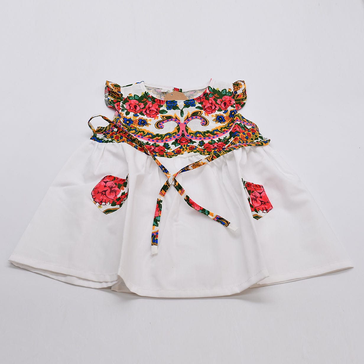 luisa-paix-o-viana-robe-enfant-coton-blanche-motifs image 3