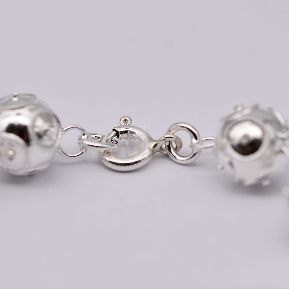 luisa-paix-o-conta-de-viana-bracelet-argent-13-perles image 4