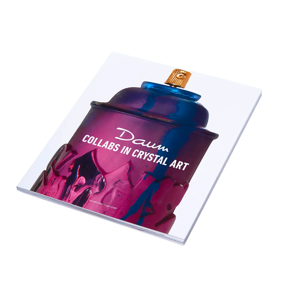 daum-d-coration-cristal-livre-collabs-paris-with-love-kongo image 1