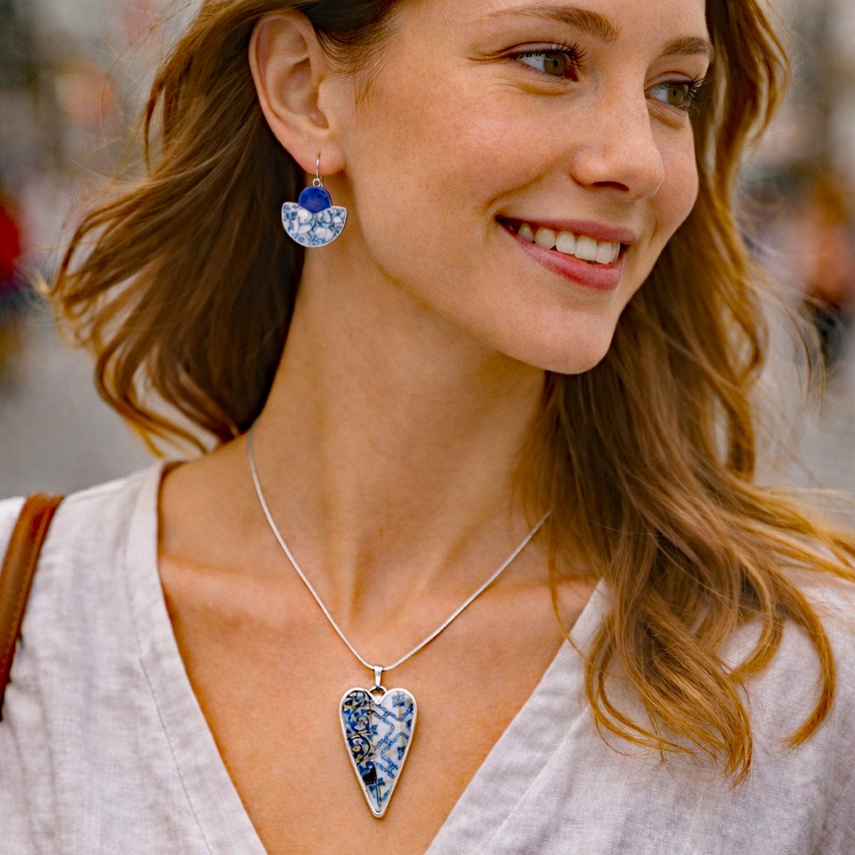 luisa-paix-o-cora-o-collier-pendentif-c-ramique-45-cm image 4