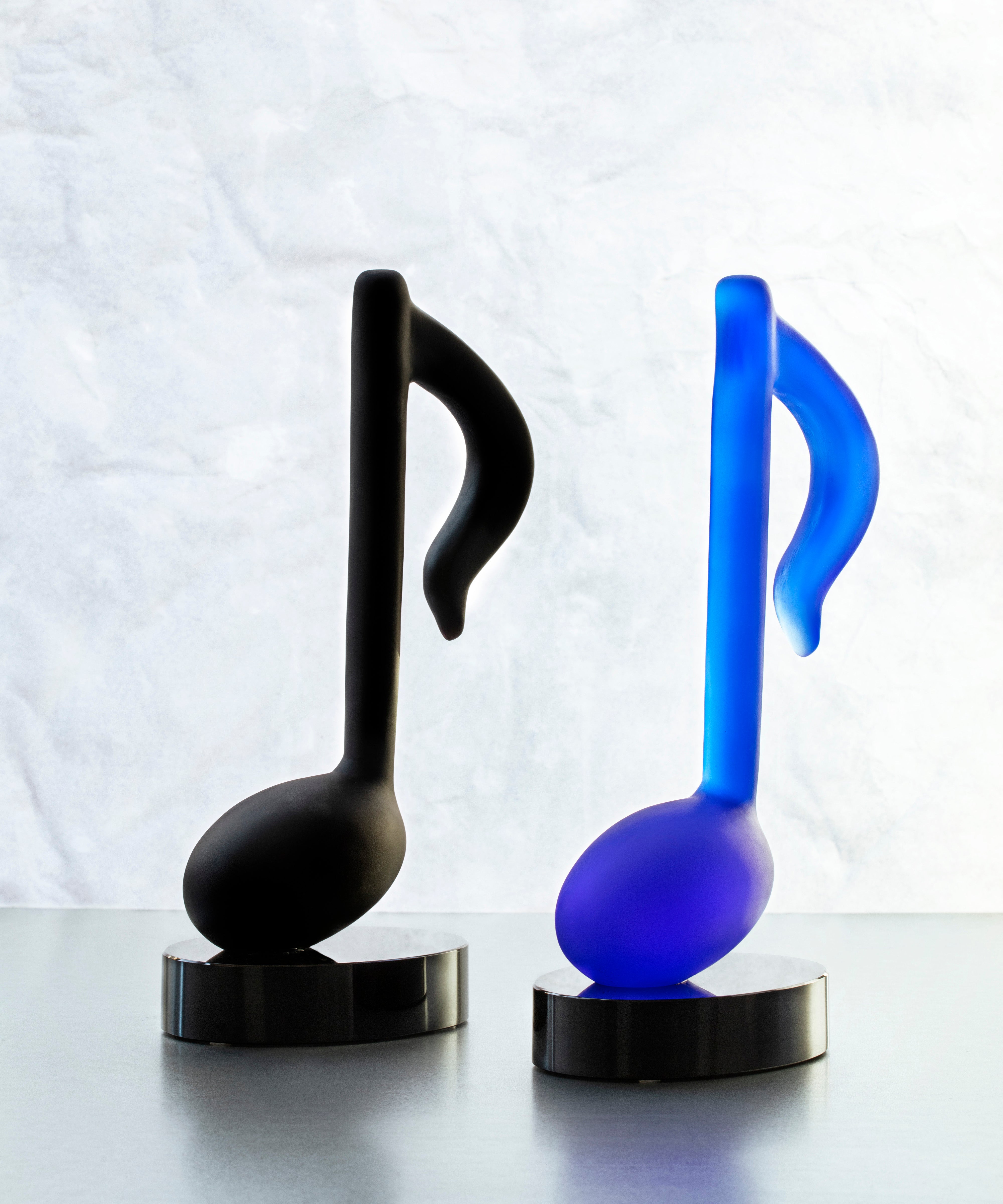 daum-art-cristal-timeless-noire-sculpture-500-ex-manu-katch image 2