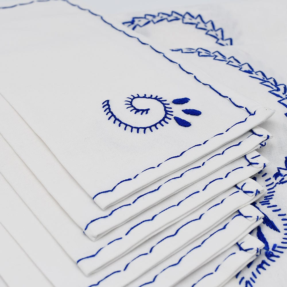 luisa-paix-o-arts-table-nappe-coton-brod-e-150x150-6-serviettes image 3