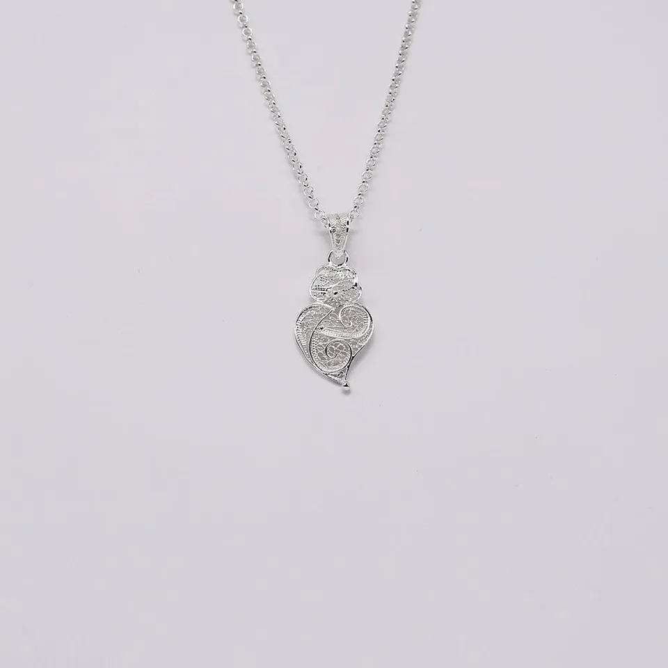 luisa-paix-o-bijoux-du-portugal-cora-o-de-viana-pendentif-argent-3-cm image 1