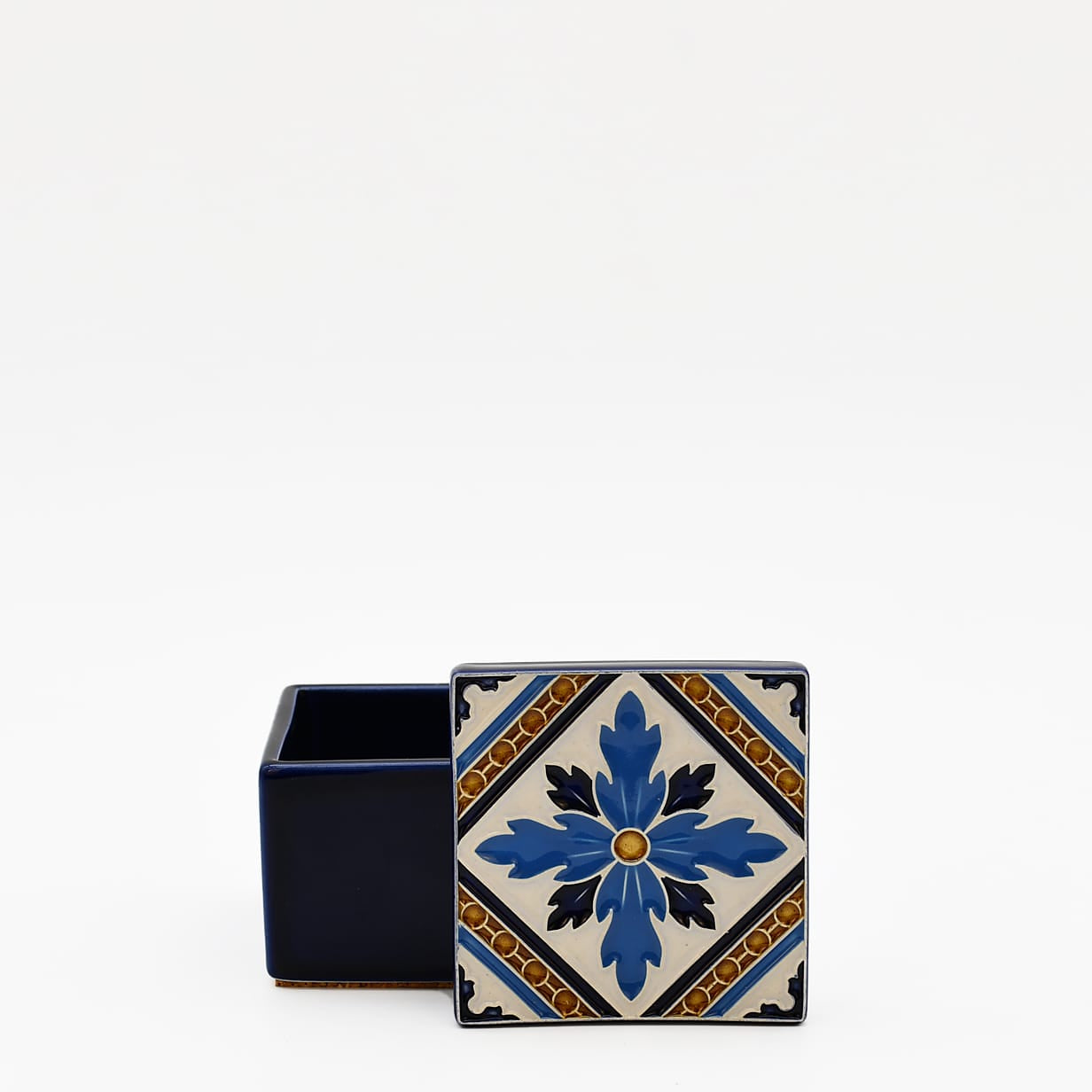 luisa-paix-o-azulejos-bo-te-c-ramique-bleue-6x6cm image 1