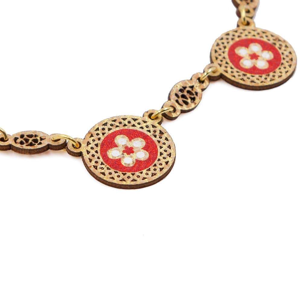 luisa-paix-o-collier-li-ge-flores-rouge-r-glable image 2