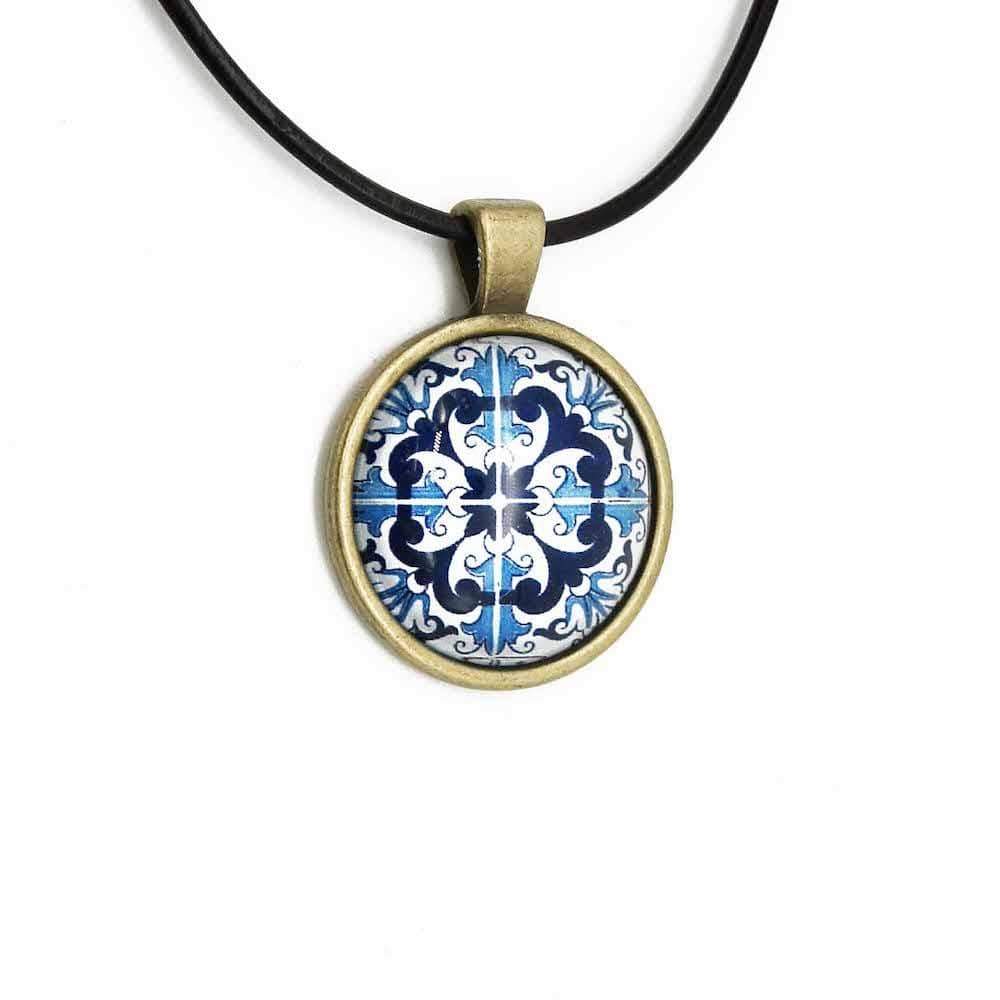 luisa-paix-o-azulejo-collier-cuir-pendentif-44cm image 3