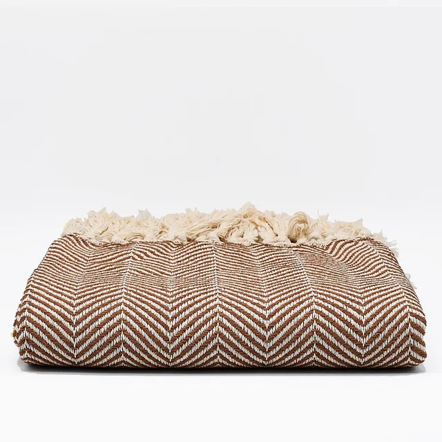 luisa-paix-o-plaid-chevrons-couverture-coton-camel image 1