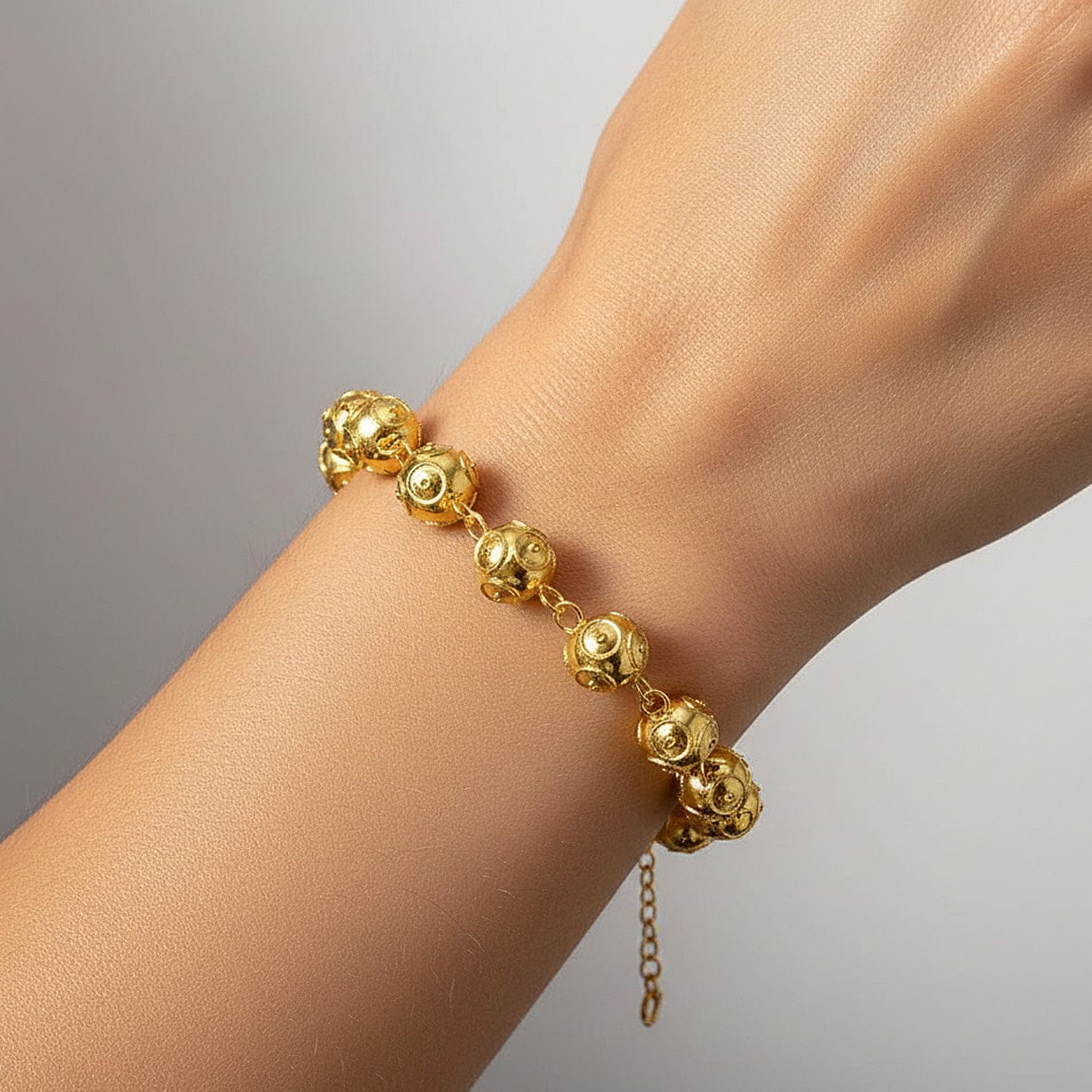 luisa-paix-o-conta-de-viana-bracelet-argent-dor-13-perles image 2