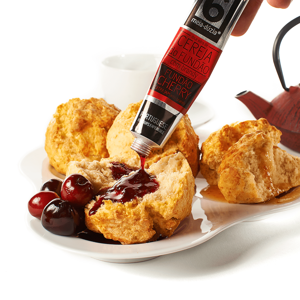 luisa-paix-o-confiture-cerises-fund-o-brandy-tube-75g image 2