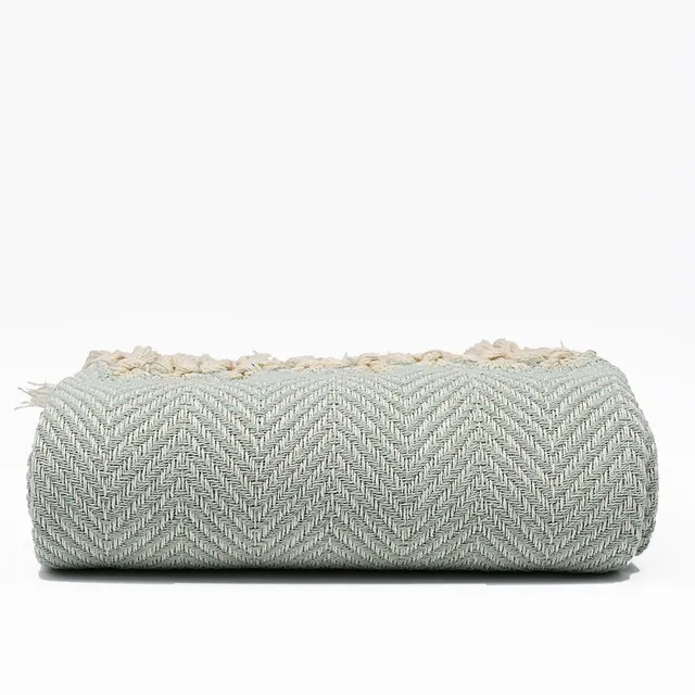luisa-paix-o-plaid-chevrons-coton-200x135-cm-vert-d-eau image 1