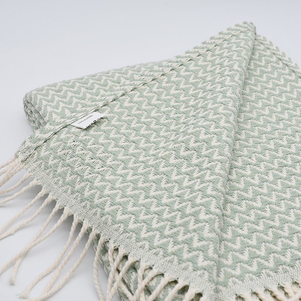 luisa-paix-o-ondas-plaid-coton-180x130-vert-frang image 4