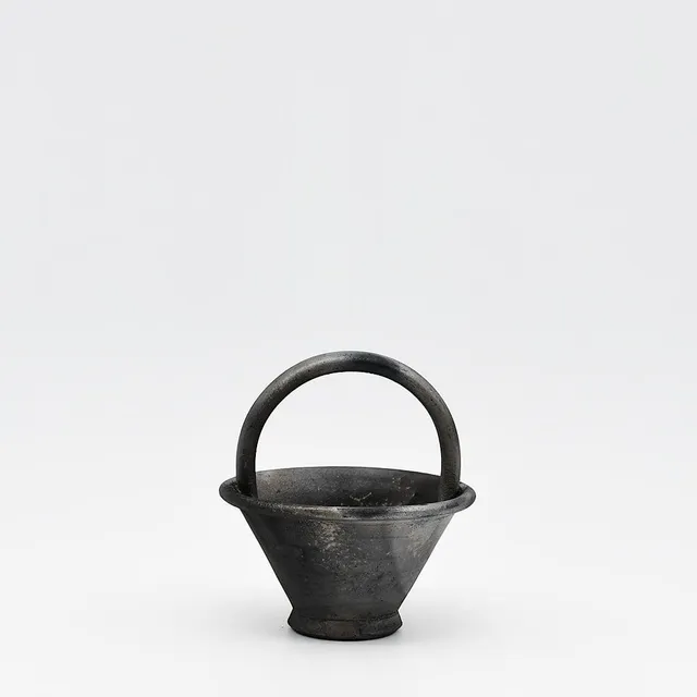luisa-paix-o-bisalh-es-pot-terre-cuite-noire-9cm-unesco image 1
