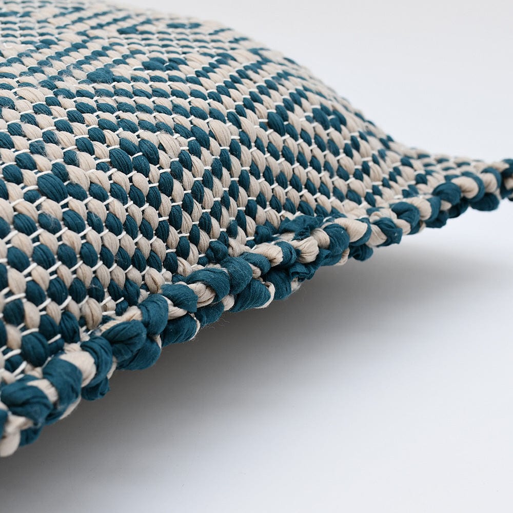 luisa-paix-o-housse-de-coussin-fibres-recycl-es-vert-40x40cm image 3