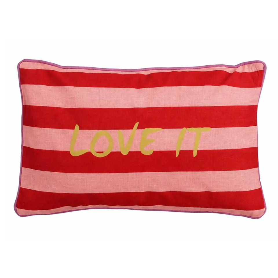 mica-decorations-love-it-coussin-d-coratif-55x35cm-rouge-rose image 1