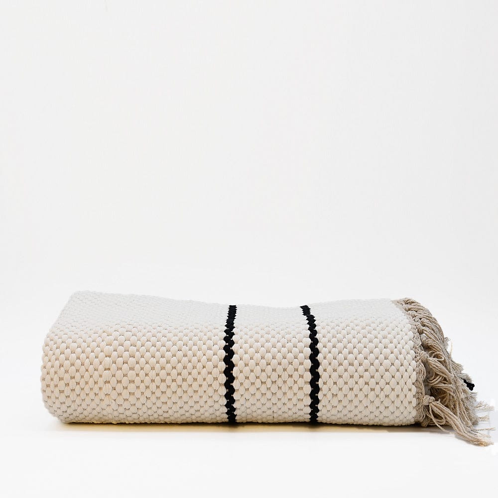 luisa-paix-o-tapis-artisanal-cru-fibres-recycl-es-150x100 image 1