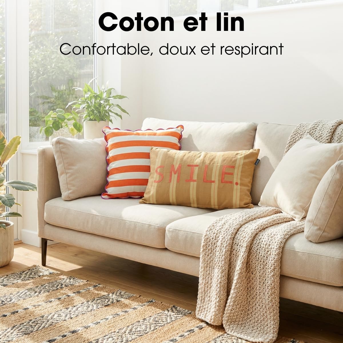 mica-decorations-smile-coussin-d-coratif-55x35-marron image 5