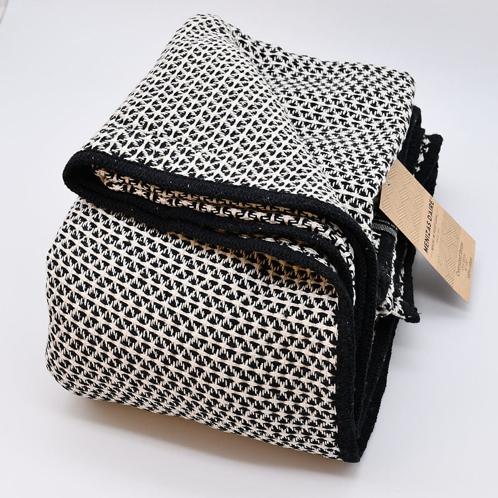 luisa-paix-o-linge-de-maison-maxi-plaid-coton-noir-220x170 image 3