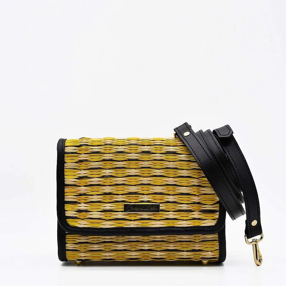 luisa-paix-o-pochette-cuir-jonc-jaune-naturel-23cm-bandouli-re image 1